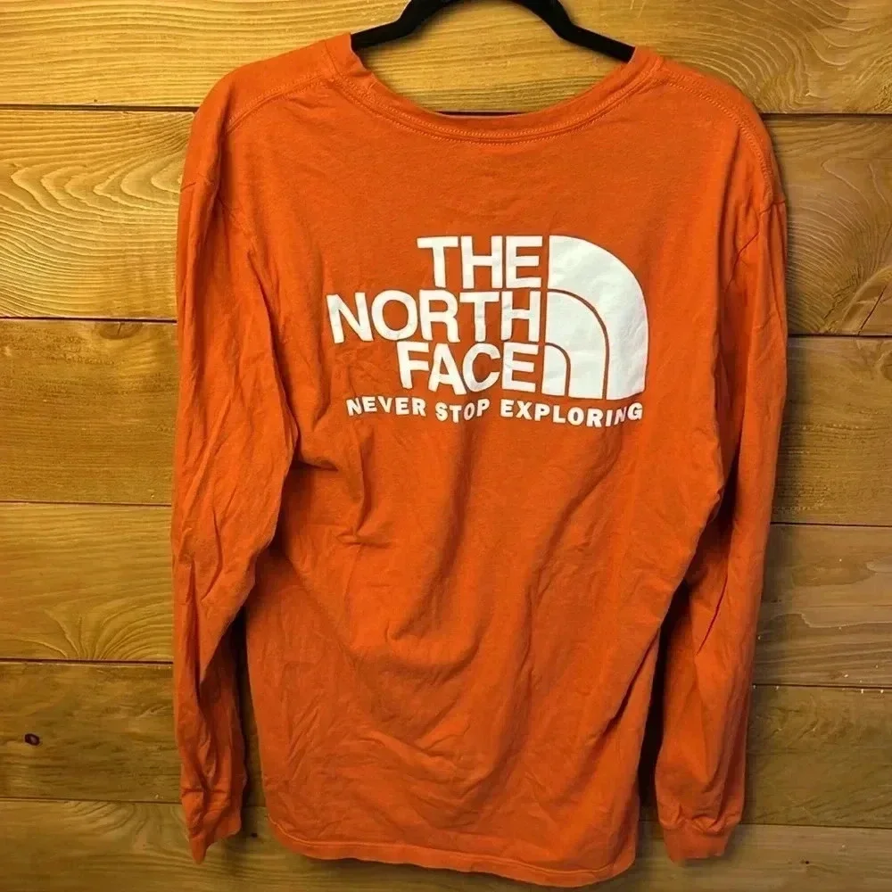 The north face men’s long sleeved orange shirt‎ Lg back print casual streetwear